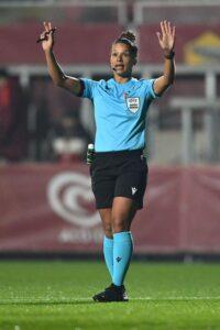 Weken na arrestatie krijgt familie van Nederlandse scheidsrechter verlossende woorden: 'Zijn naam zuiveren'