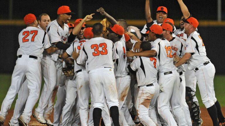 ATS: Oranje-honkballers houden in 2011 met bijzondere mix grootmacht Cuba van WK-goud