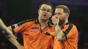 Van Veen en Noppert denderen op World Cup of Darts door naar halve finales