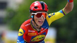 Balsamo blijft Bredewold net voor in sprint, Reusser houdt leiding in Zwitserland