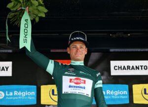 Mathieu van der Poel staat stil bij bijzondere dag, ook andere wielertoppers laten zich horen