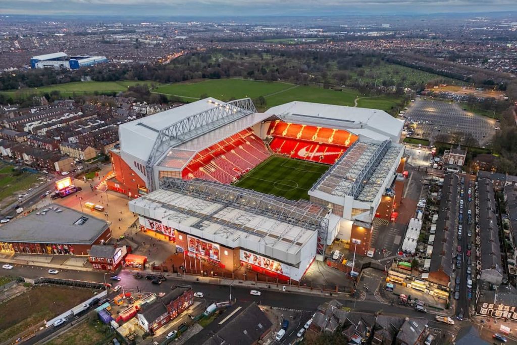 Liverpool en Chelsea naar commissie om compensatie Rio Ngumoha