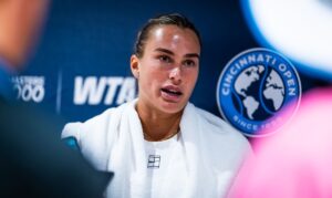 Toptennisster Aryna Sabalenka minder op de baan na rigoreus besluit over US Open