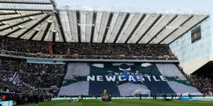 Newcastle – Liverpool 2-3: kaarten, goals en chaos