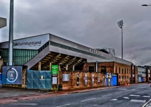 Burnley-manager Scott Parker Woest op VAR