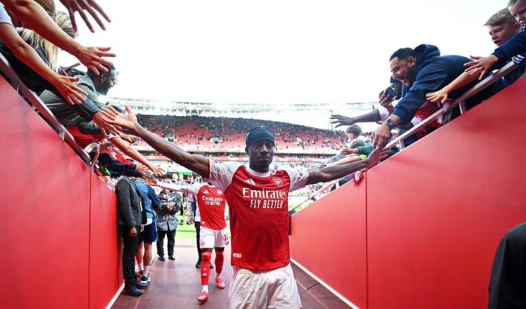 Arsenal domineert Nottingham Forest in overtuigende thuiszege