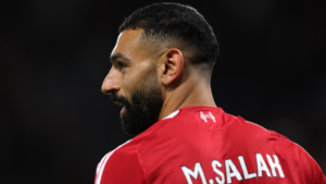 Rooney stelt werkethiek van ‘verdwaalde’ Salah ter discussie