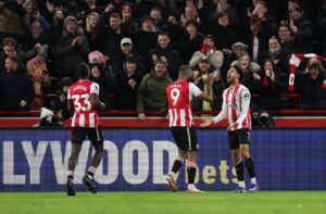 Premier League vandaag: Arsenal pakt koppositie terug, City jaagt door