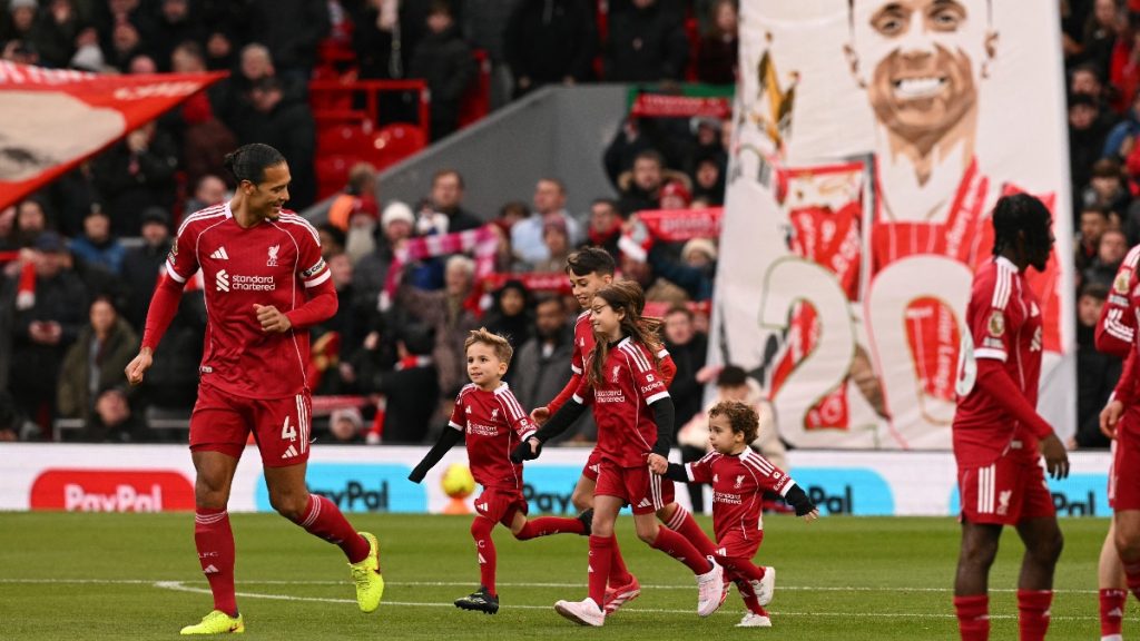 Liverpool trekt ‘m nét over de streep tegen Wolves: 2-1 op Anfield